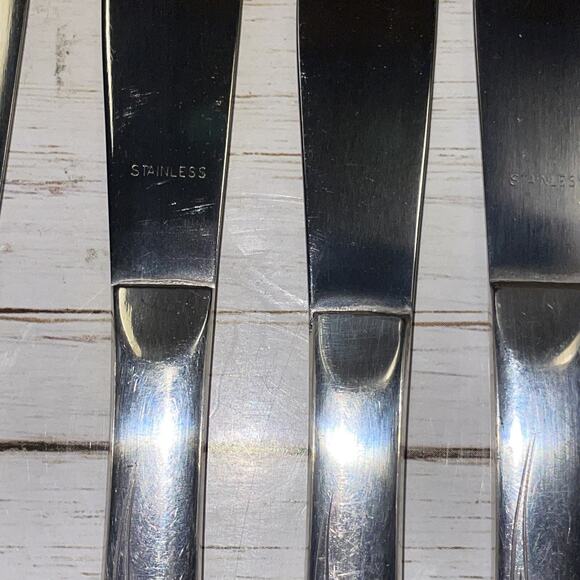 Vintage Oneida Carlton CHERIE Silverplate Flatwear 34 Piece Lot